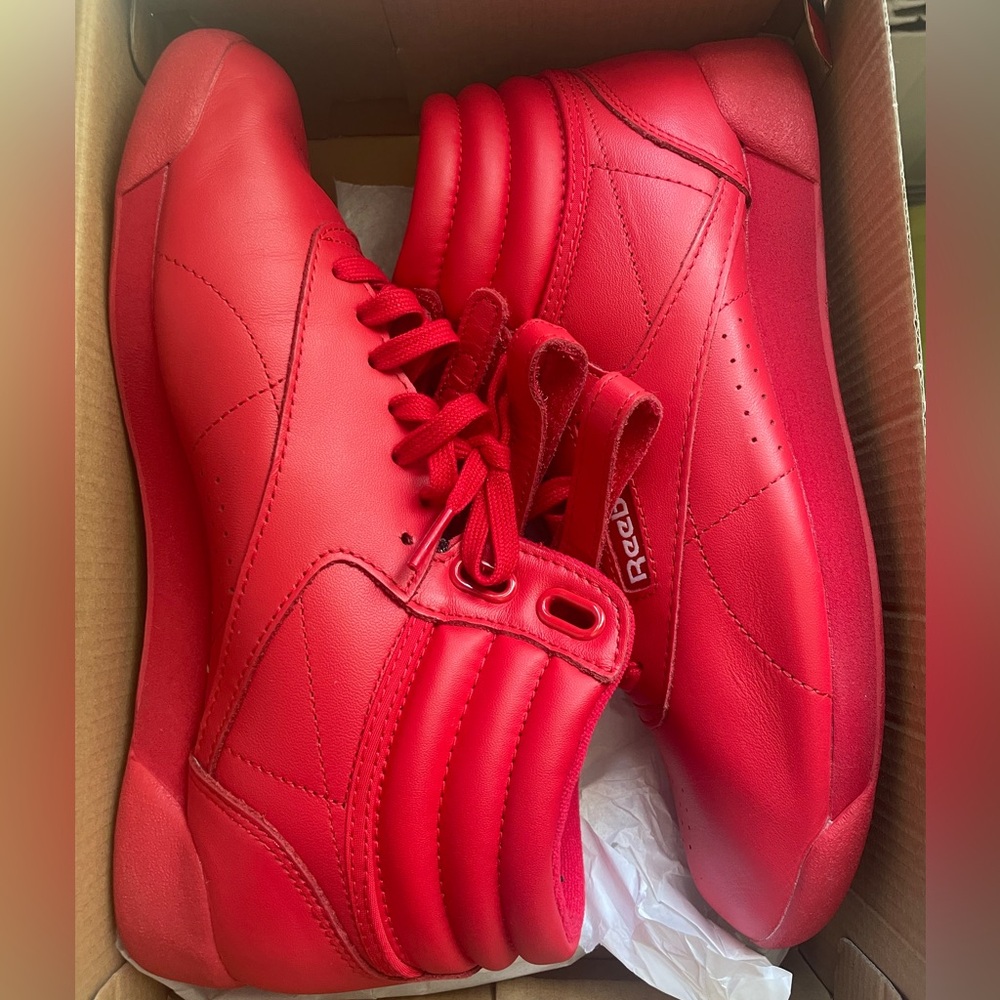 Reebok Classics aka 5411s size 8.5